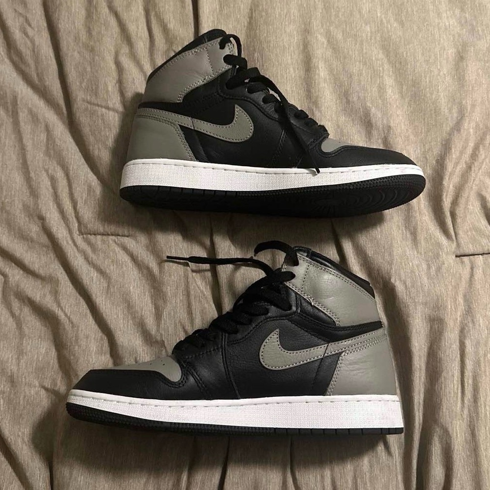 Nike Air Jordan 1 Box with Red Logo